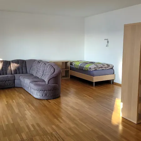 Ferienwohnung Monteurwohnung Greengarden Appartement *